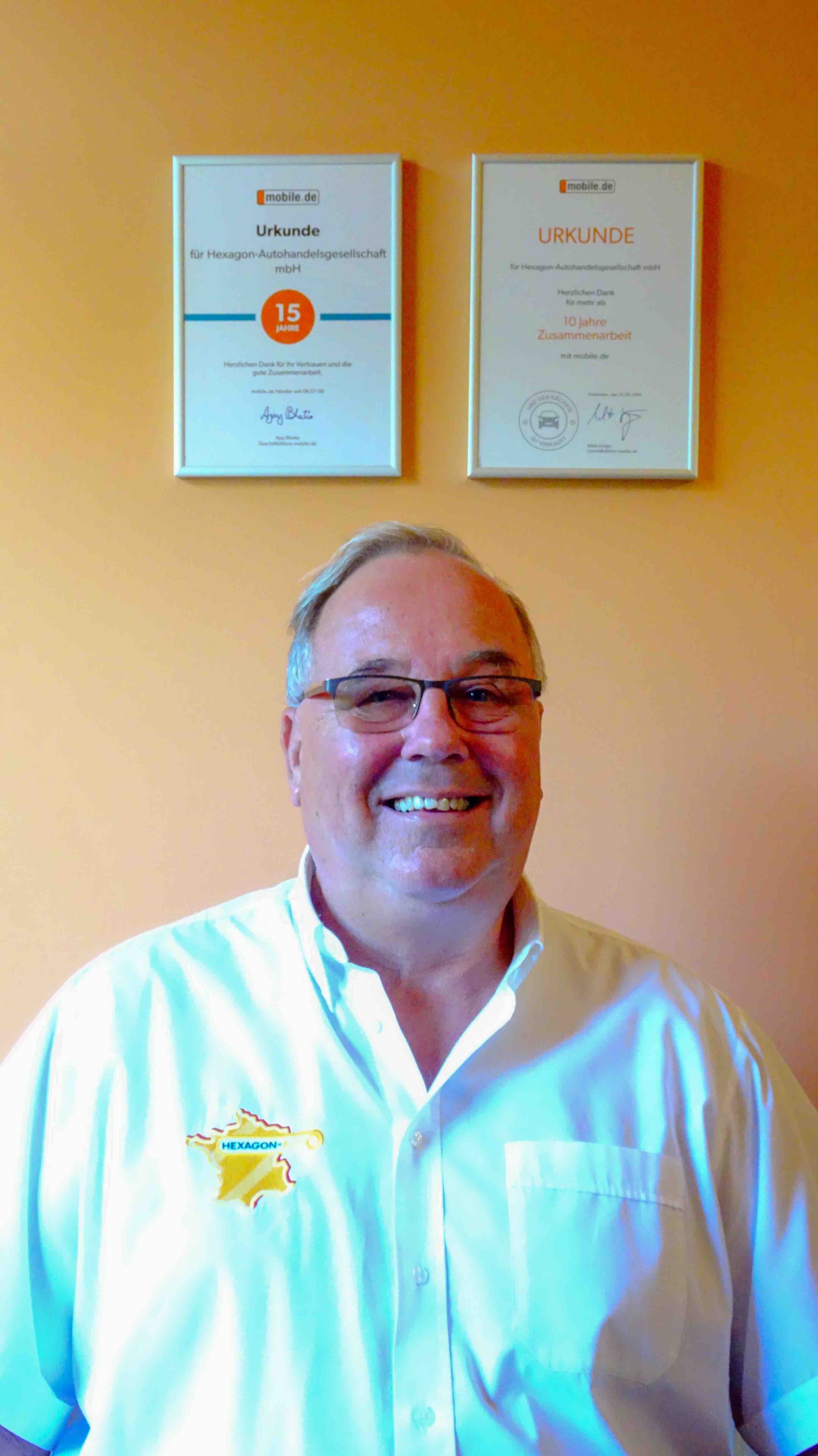 Michael Valencia Käppler – Senior Manager